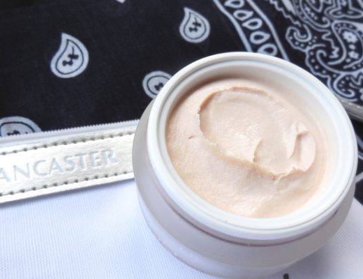 Lancaster 365 Skin Repair light mousse cream spf15