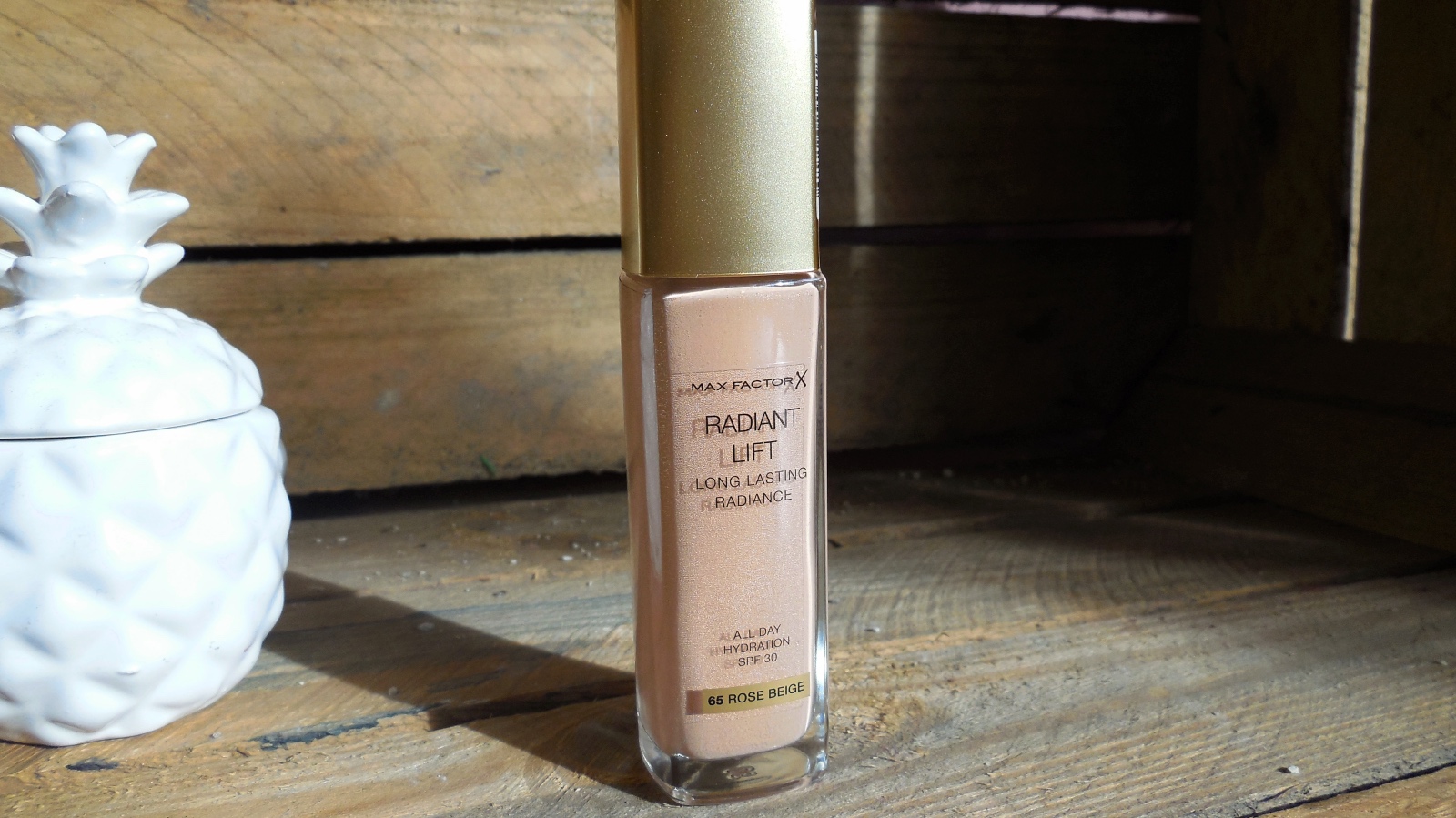 Max Factor Radiant Lift Foundation